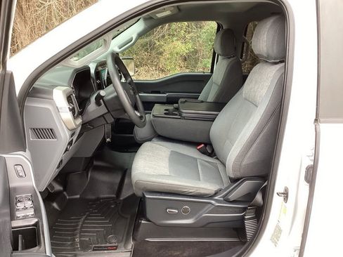 Used 2021 Ford F150 XLT w/ Trailer Tow Package image 25