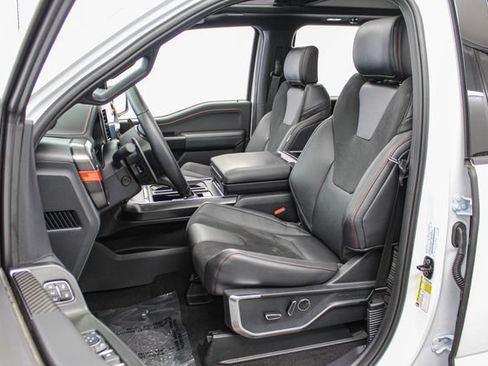 Used 2025 Ford F150 Raptor AWD/4WD image 19