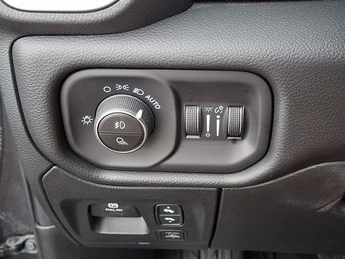 Used 2026 RAM 1500 Big Horn AWD/4WD image 25