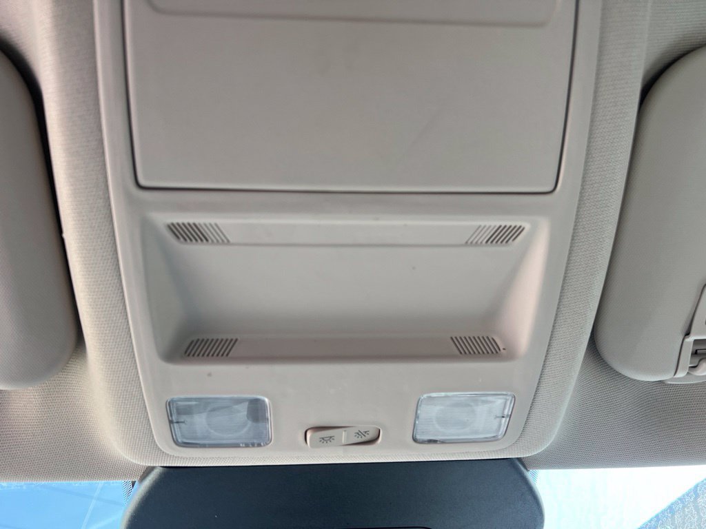 Used 2020 Ford Escape SE FWD image 17