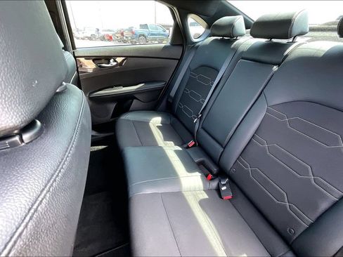 Used 2022 Kia Forte GT-Line w/ GT-Line Technology Package FWD image 19