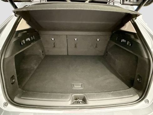 Used 2022 Buick Envision Essence w/ Technology Package I FWD image 25