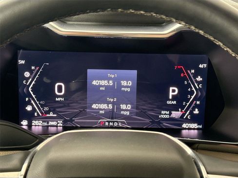 Used 2023 GMC Canyon Denali image 21