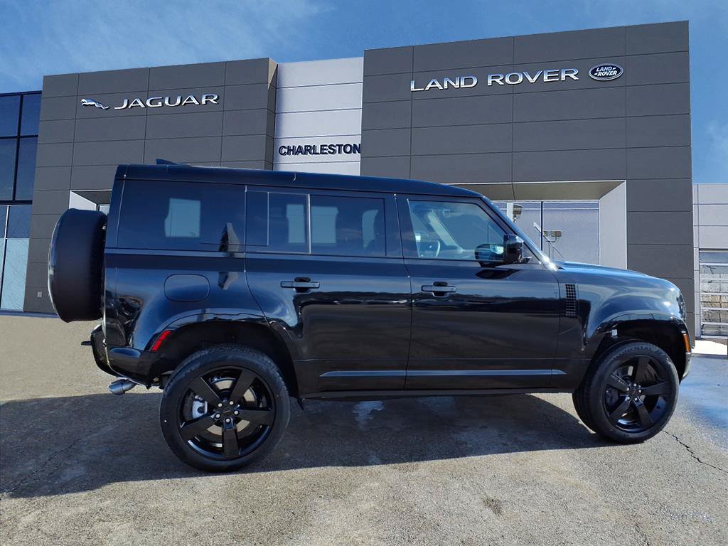 New 2026 Land Rover Defender 110 X-Dynamic SE AWD/4WD image 6