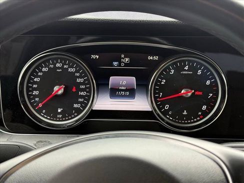 Used 2017 Mercedes-Benz E 300 image 11