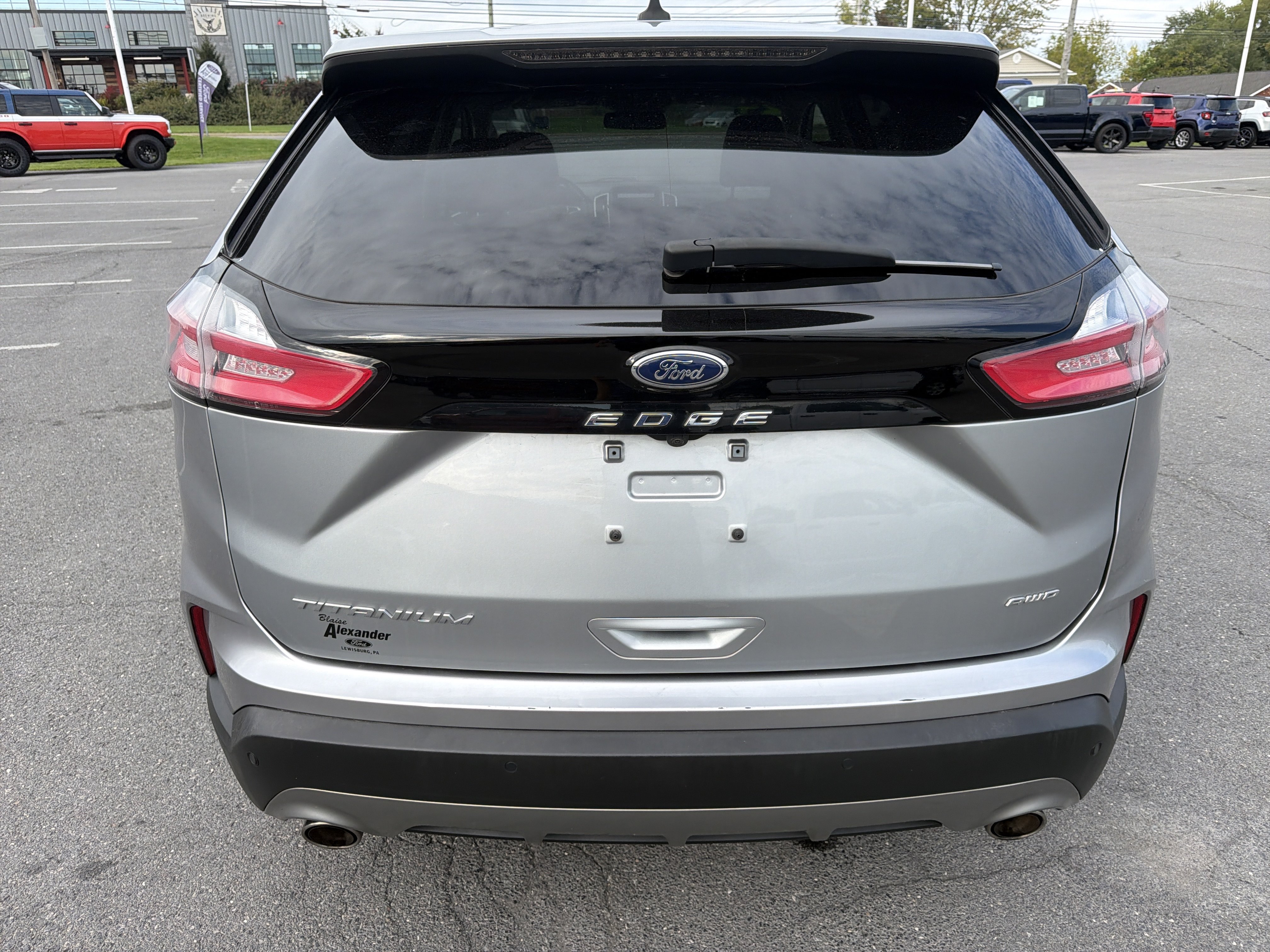 Used 2024 Ford Edge Titanium AWD/4WD image 4