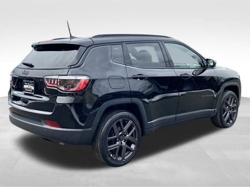 New 2026 Jeep Compass Latitude image 7