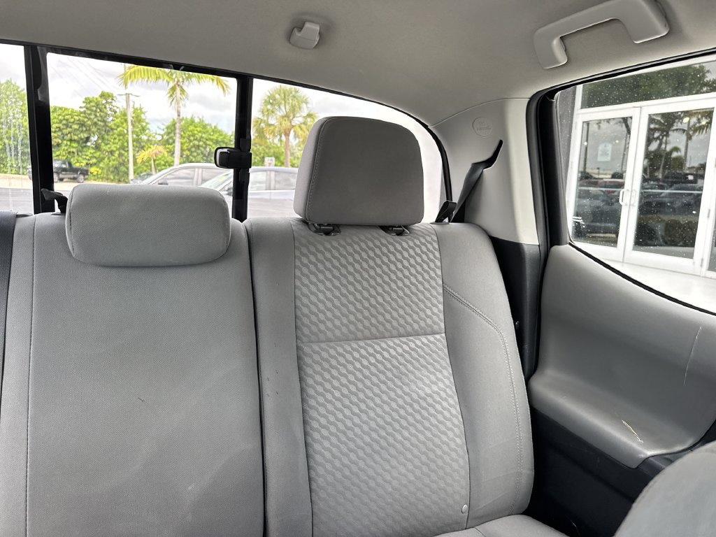 Used 2021 Toyota Tacoma SR AWD/4WD image 19
