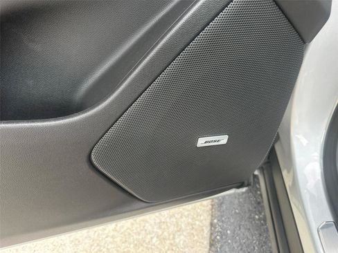 Used 2020 Cadillac XT6 Premium Luxury FWD image 21