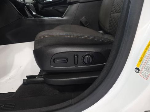 Used 2019 Chevrolet Equinox LT image 13