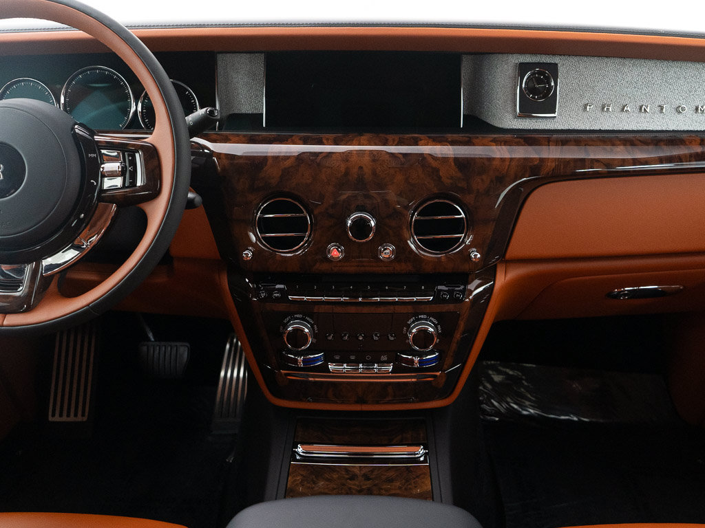 Certified 2023 Rolls-Royce Phantom Sedan RWD image 36