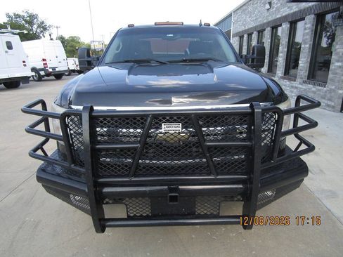 Used 2008 Chevrolet Silverado 3500 LT AWD/4WD image 3