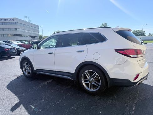 Used 2018 Hyundai Santa Fe Limited AWD/4WD image 4