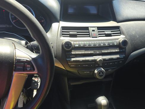Used 2012 Honda Accord LX image 10