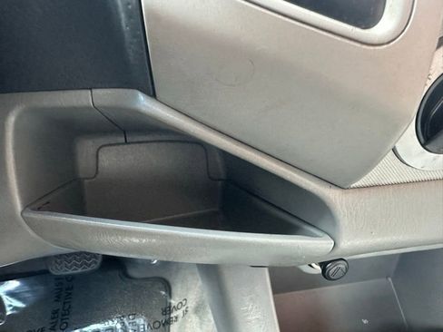 Used 2011 Toyota Tacoma PreRunner w/ TRD Off-Road Pkg image 17