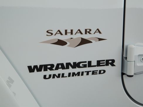 Used 2018 Jeep Wrangler Unlimited Sport S AWD/4WD image 56