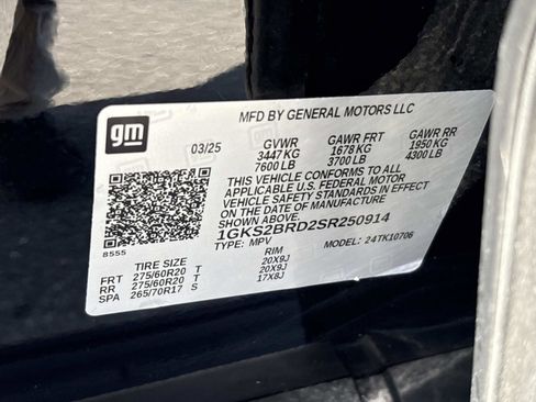 Used 2025 GMC Yukon Elevation image 36