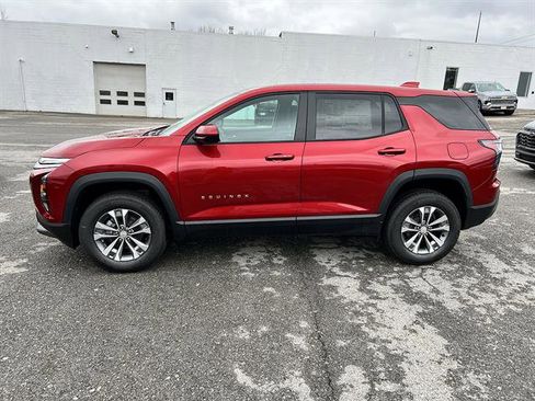 New 2026 Chevrolet Equinox LT w/ Safety and Technology Package AWD/4WD image 2