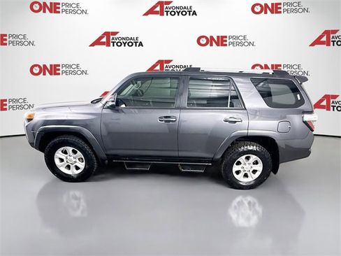 Certified 2022 Toyota 4Runner SR5 Premium image 4