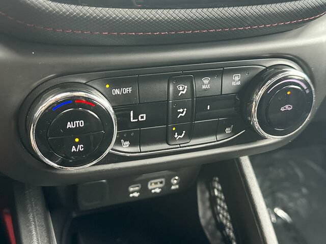 Used 2023 Chevrolet TrailBlazer RS w/ Sun and Liftgate Package FWD image 24