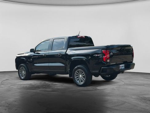 Used 2023 Chevrolet Colorado LT AWD/4WD image 5