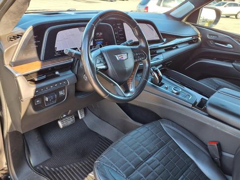 Used 2022 Cadillac Escalade ESV Sport Platinum image 25