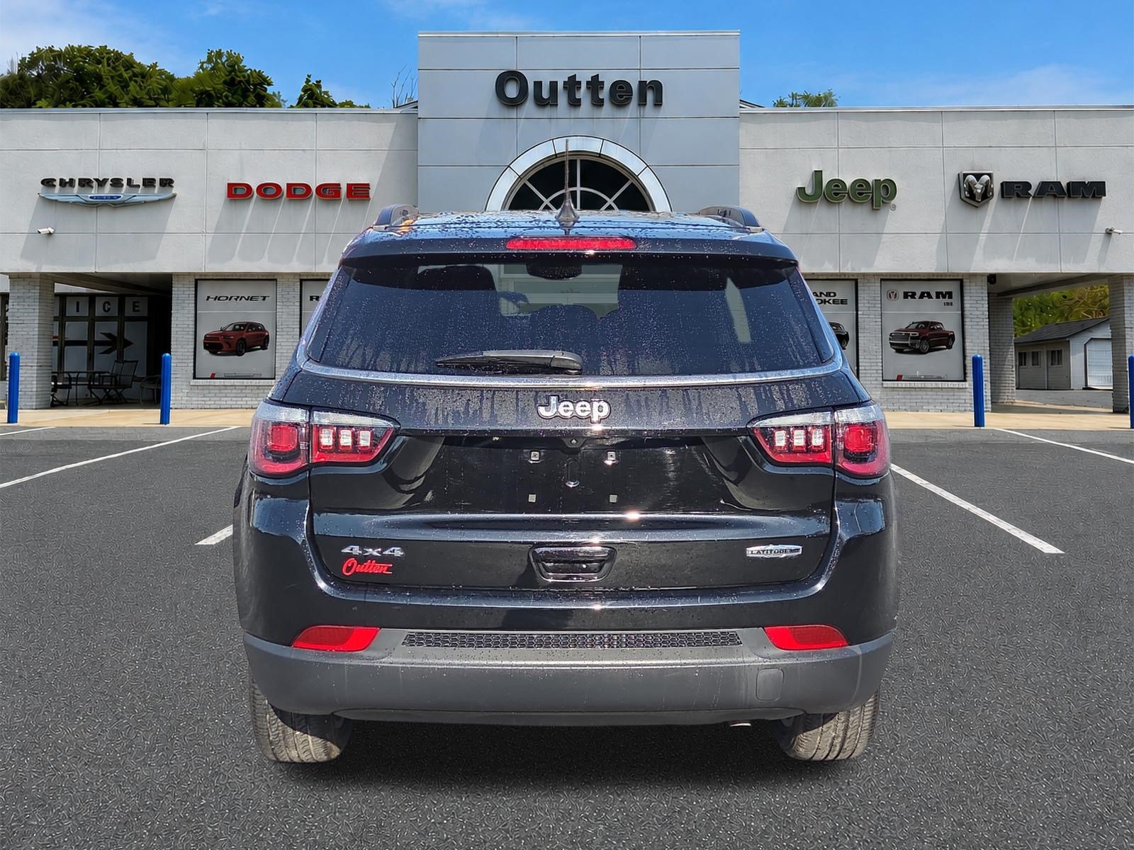 Certified 2022 Jeep Compass Latitude AWD/4WD image 5