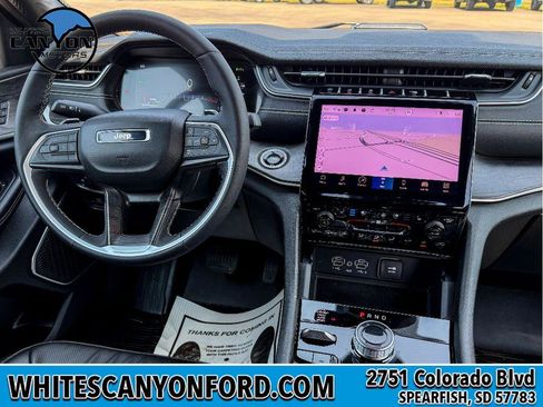 Used 2025 Jeep Grand Cherokee Limited 4xe AWD/4WD image 7