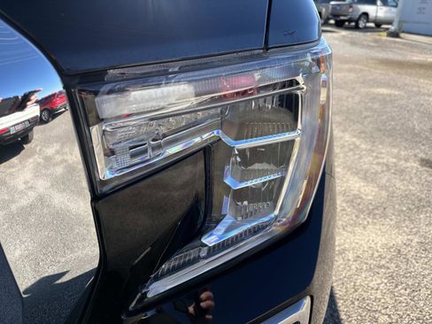 Used 2019 GMC Sierra 1500 Denali w/ Denali Ultimate Package image 10