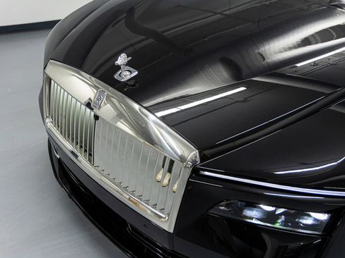 New 2026 Rolls-Royce Spectre image 12