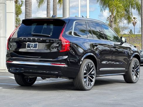 New 2026 Volvo XC90 T8 Plus w/ Protection Package Premier image 5