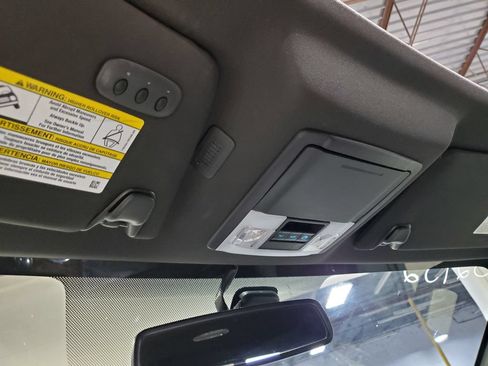 Used 2013 Ford F150 Platinum RWD image 34