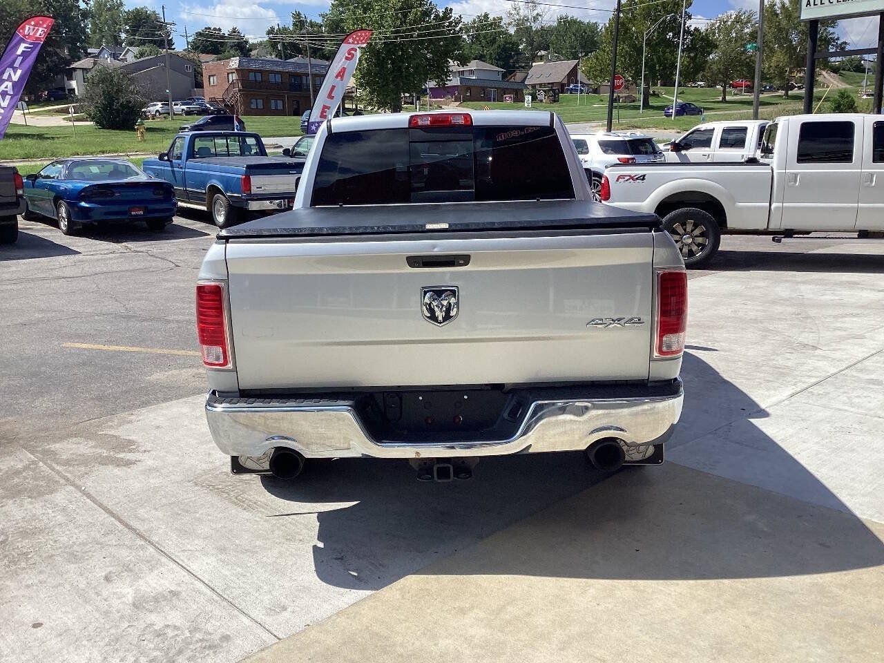 Used 2018 RAM 1500 Laramie w/ Convenience Group AWD/4WD image 5