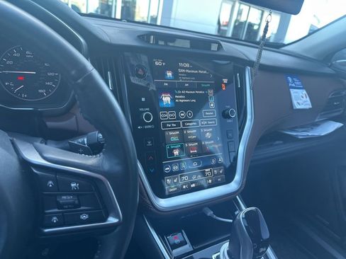 Used 2023 Subaru Outback Touring XT image 3