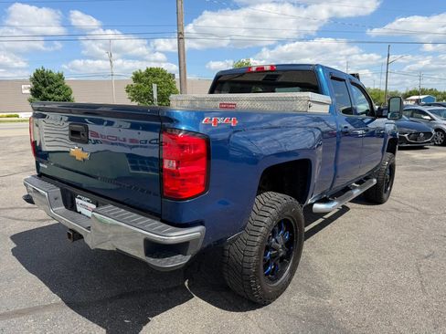 Used 2017 Chevrolet Silverado 1500 LT w/ All Star Edition AWD/4WD image 7