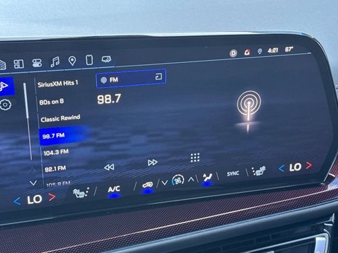 Used 2025 Chevrolet Traverse Z71 image 28