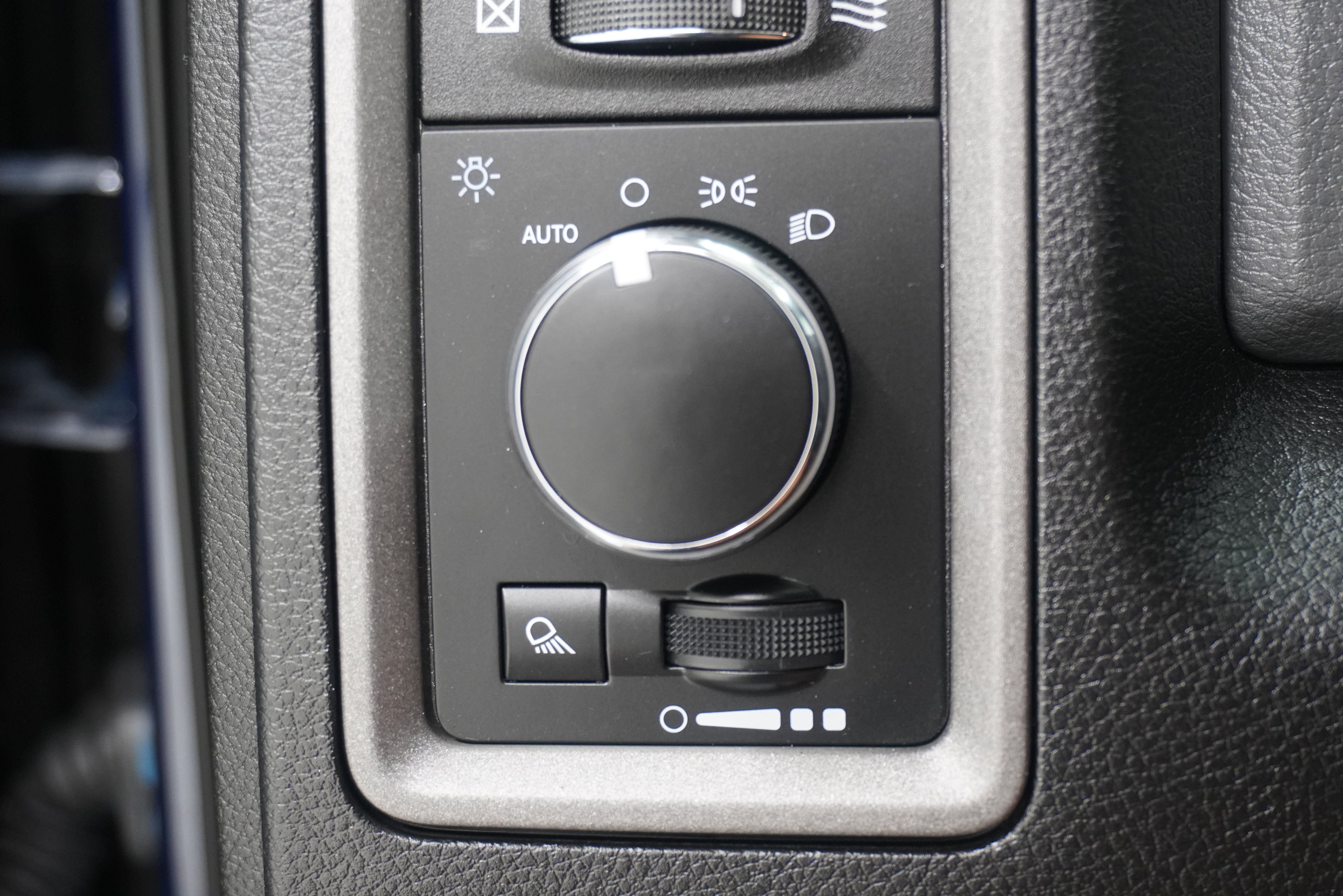 Used 2018 RAM 2500 Tradesman w/ Popular Equipment Group RWD image 19