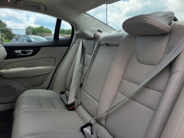 Used 2024 Volvo S60 B5 Plus FWD image 27