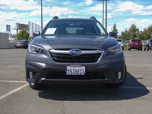 Certified 2022 Subaru Outback Premium AWD/4WD image 3
