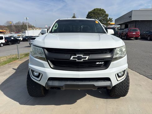 Used 2017 Chevrolet Colorado Z71 image 2