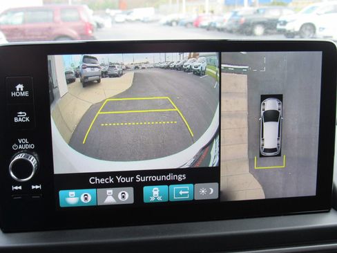 Used 2024 Honda Pilot Elite image 11