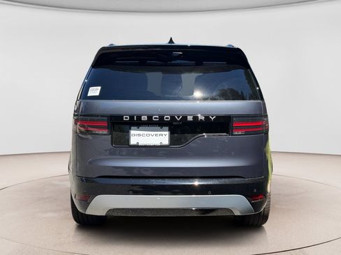 New 2026 Land Rover Discovery Limited Edition AWD/4WD image 4