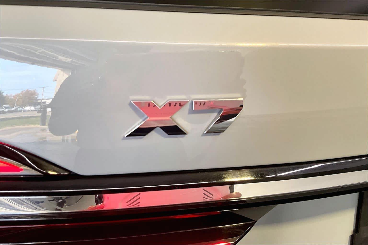 Used 2023 BMW X7 M60i w/ Executive Package AWD/4WD image 10
