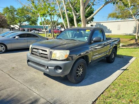 Used 2010 Toyota Tacoma 2WD Regular Cab image 2