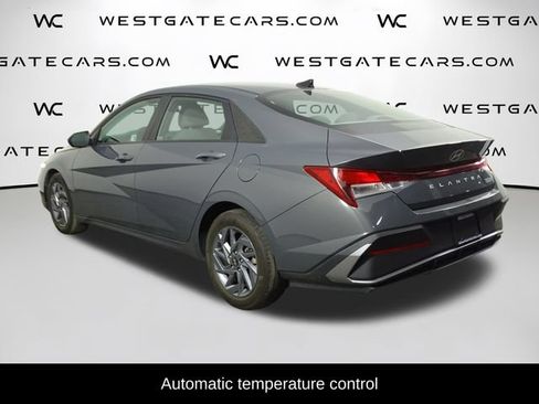 Used 2024 Hyundai Elantra SEL FWD image 5