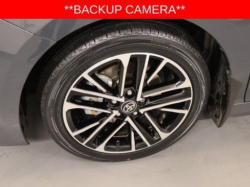 Used 2025 Toyota Camry XLE image 10