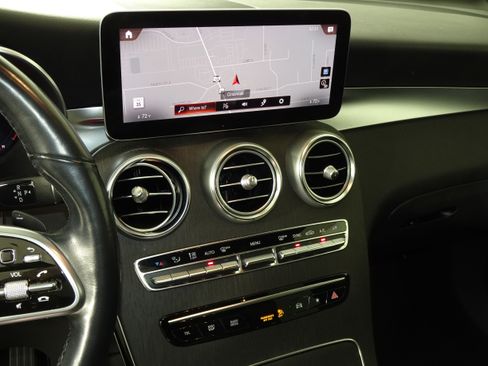 Used 2022 Mercedes-Benz GLC 300 4MATIC image 41