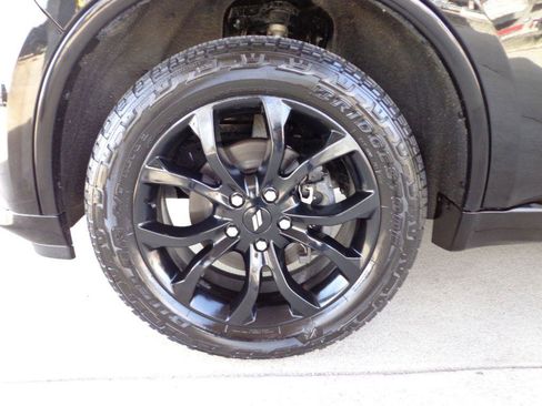 Used 2019 Dodge Durango SXT image 7