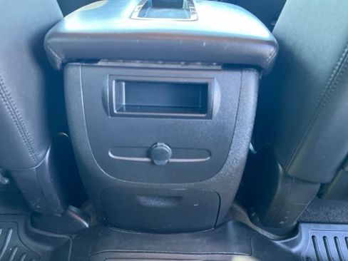 Used 2012 GMC Sierra 3500 Denali AWD/4WD image 25