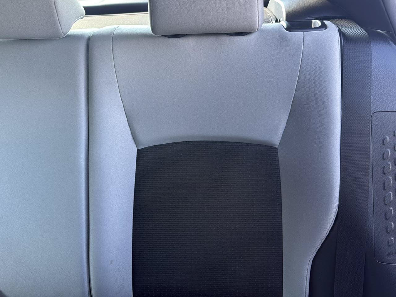 Used 2019 Toyota C-HR XLE FWD image 24
